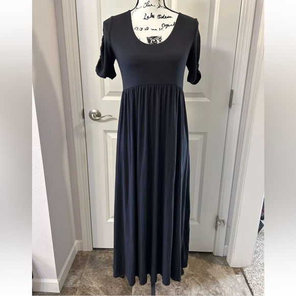 The nines 9’s by Hatch Maternity knit stretch Empire black dress SZ XS - Picture 3 of 5